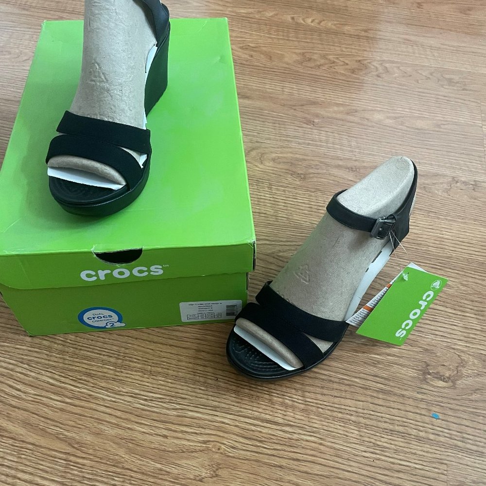Wedge sandals